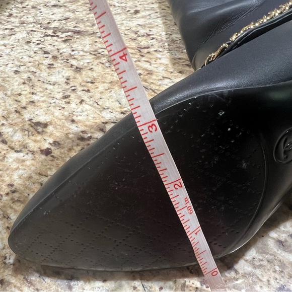 CHANEL Calfskin Knee High Chain Detail Black CC Interlocking Leather Boots 39.5 - Picture 15 of 16